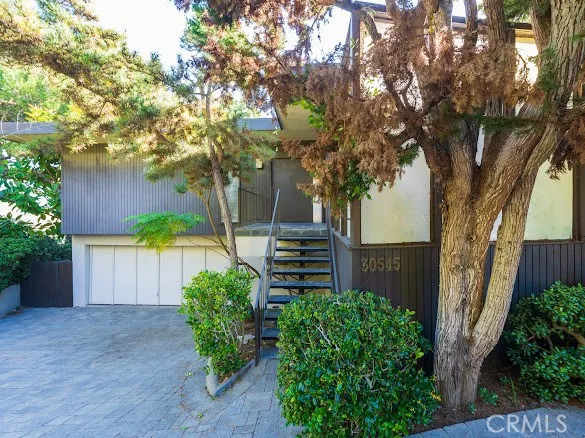 30545 Rhone Drive, Rancho Palos Verdes, California 90275 home-pic-0